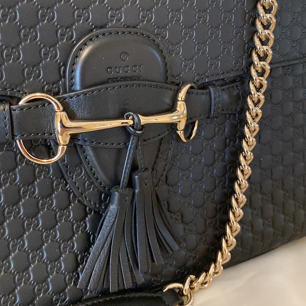 AUTHENTIC GUCCI ❤️ Medium Emily Chain Shoulder Bag